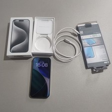 Apple iPhone 15 Pro - 256GB -