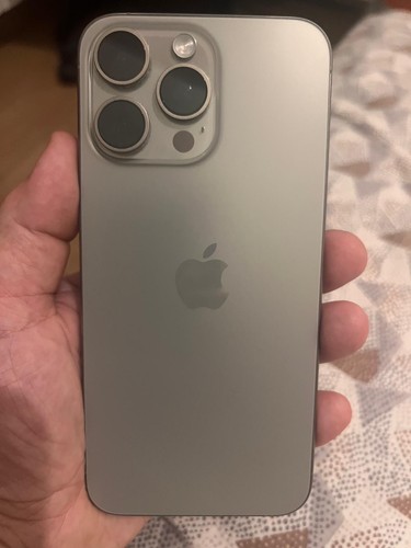Apple iphone pro max - 15,